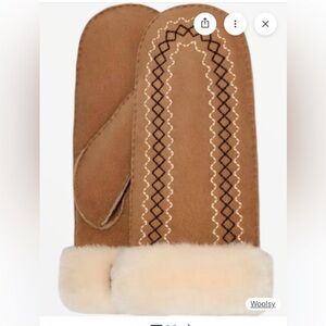 Woolsy Tan and Cream shearling leather suede Mittens